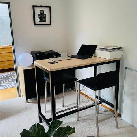 MD Bar Leaner 1200x600