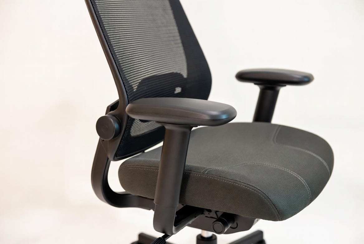 Adjustable ergonomic office chairs for better posture in NZ workplaces