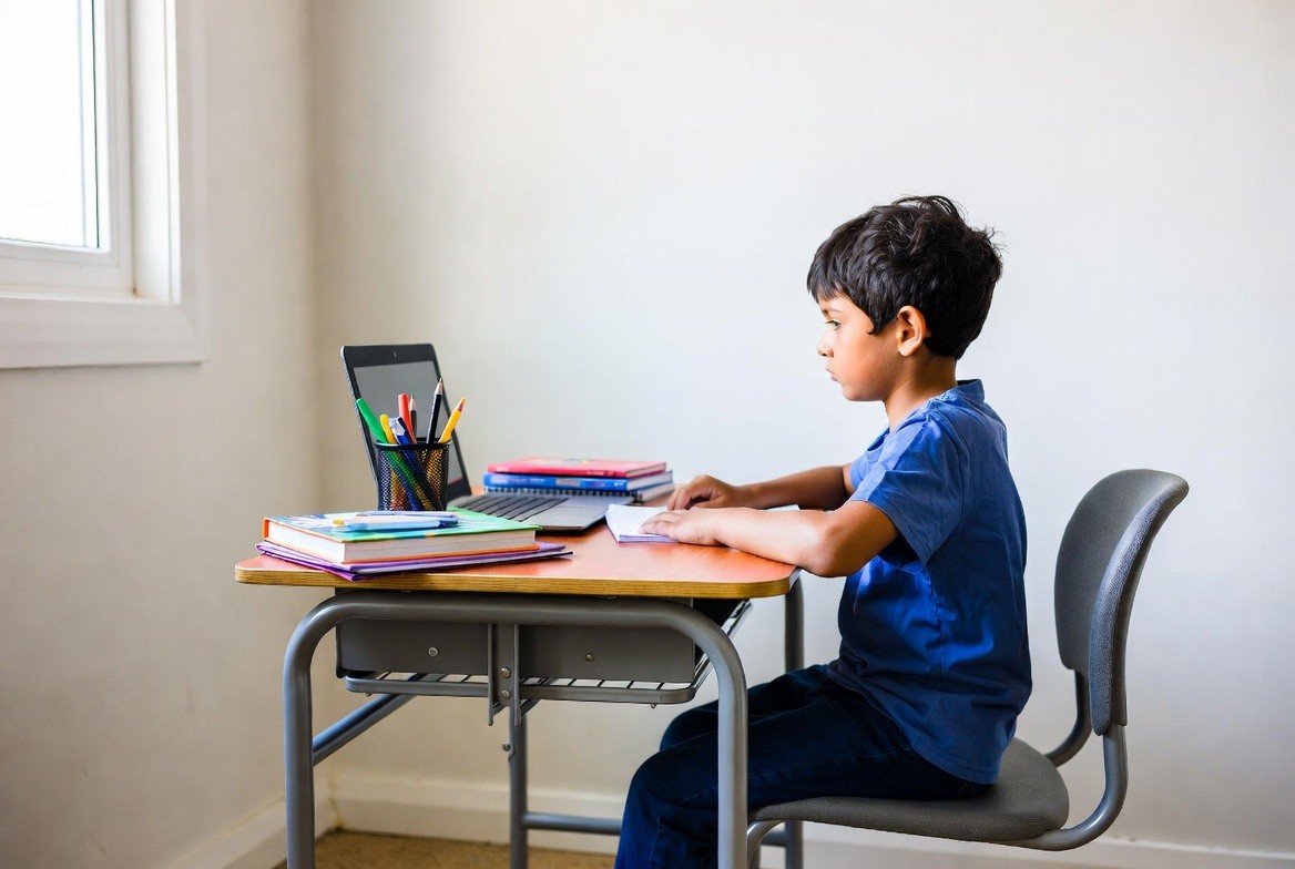 Should My Child Use a Study Table? Benefits for NZ Kids & Schools