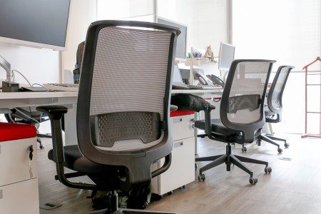 Should You Choose A High Or Low Office Chair? Best Advice On Choosing The Right Office Chair
