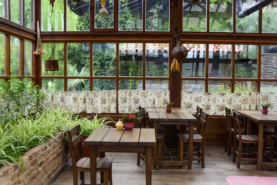Best Cafe Chairs NZ: How to Choose Seating for Comfort & Ambience